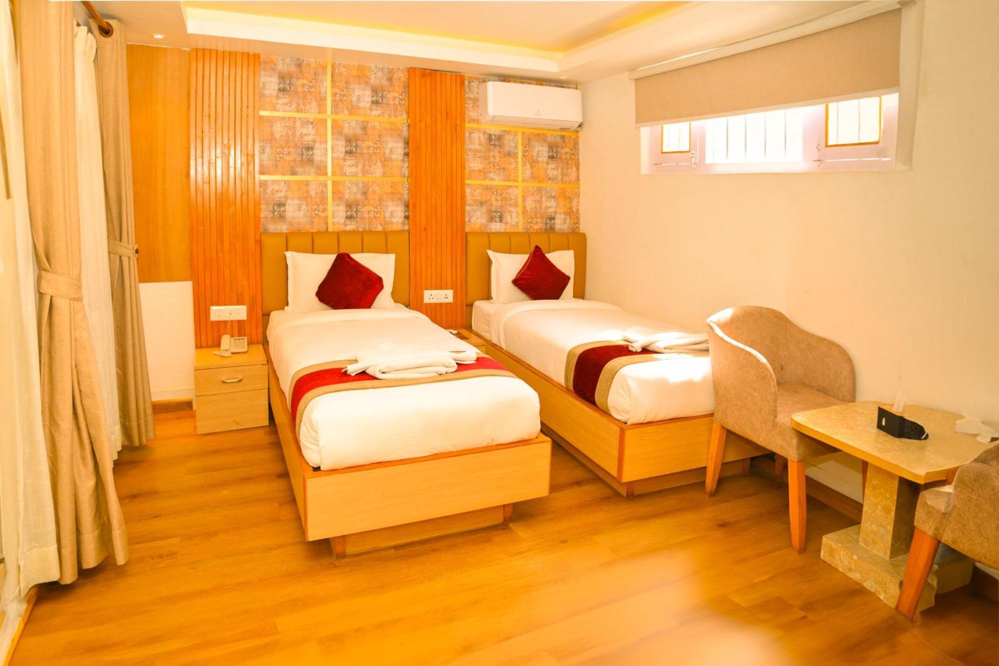 Hotel Elegant Kathmandu Inn Экстерьер фото