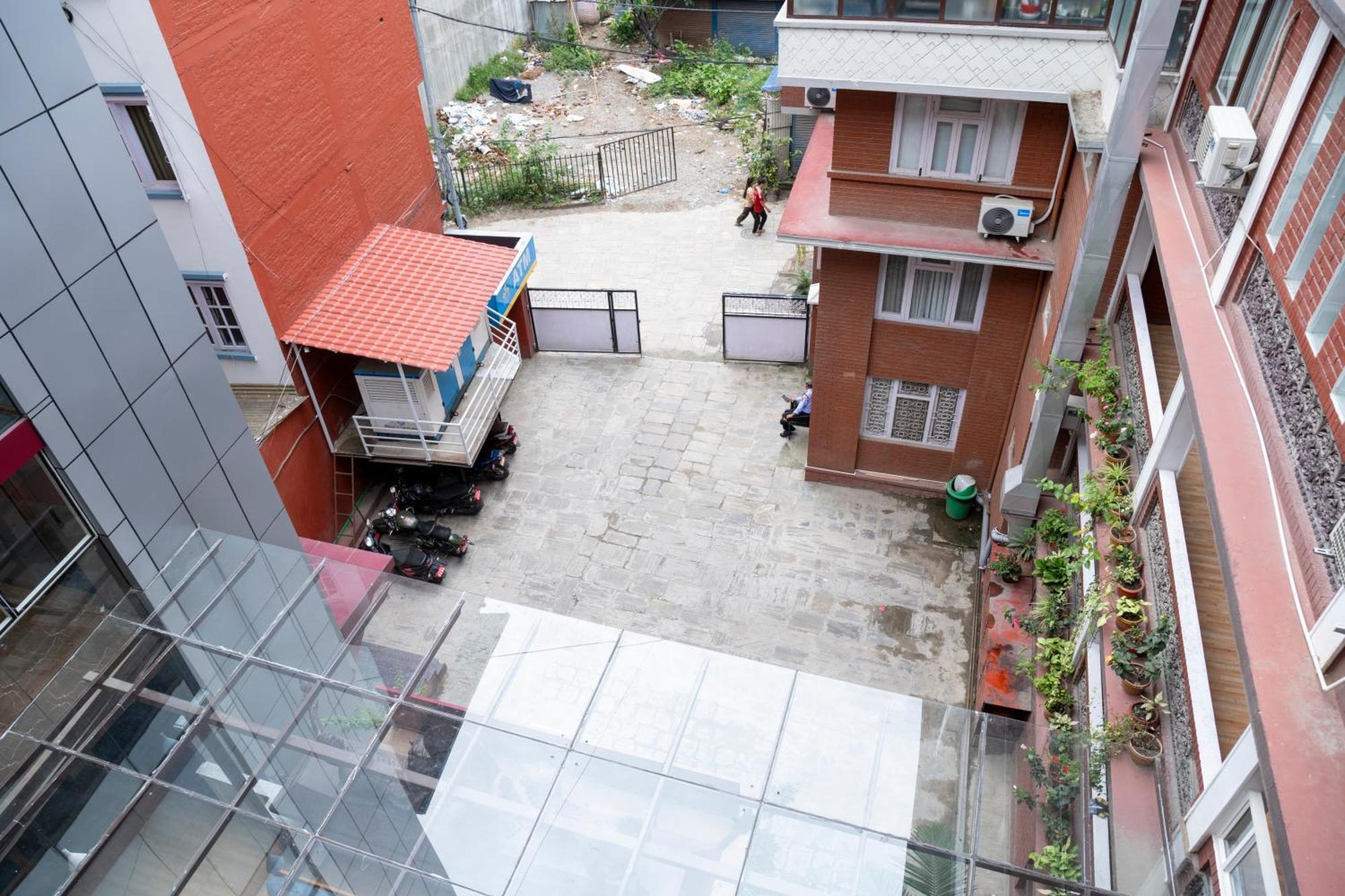 Hotel Elegant Kathmandu Inn Экстерьер фото